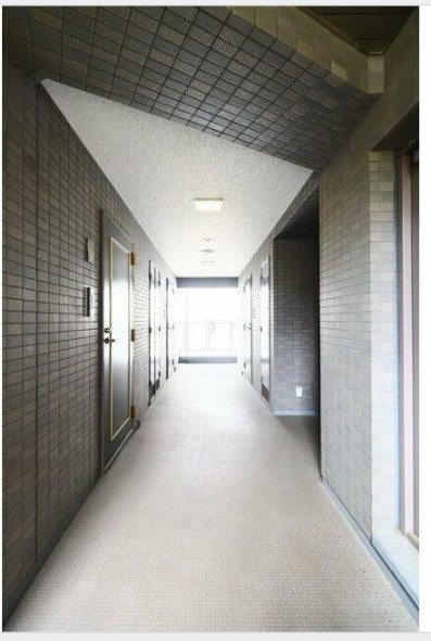 ルーブル中野坂上のロビー