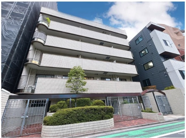 ★仲介手数料無料★アゼリアコート（新規フルリノベーション済み・即入居できます）の外観