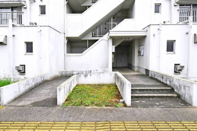 【エントランス】 | ビレッジハウス雨ヶ谷2号棟