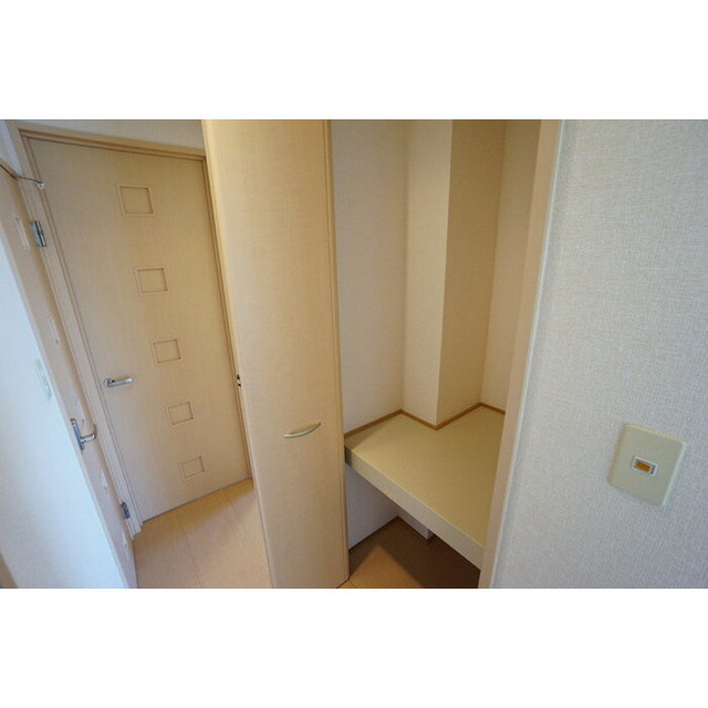 岐阜市日野東２丁目のアパートの収納