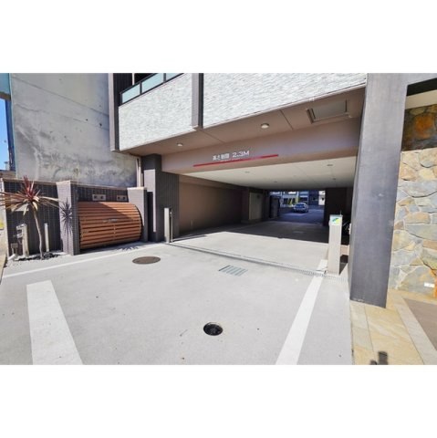 リバーズマンション長住の駐車場|駐車場