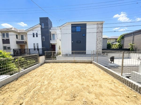 横浜市金沢区長浜２丁目の新築一戸建の庭|お庭もついています！
家庭菜園や、お子様のプールなど、使い方は様々です！