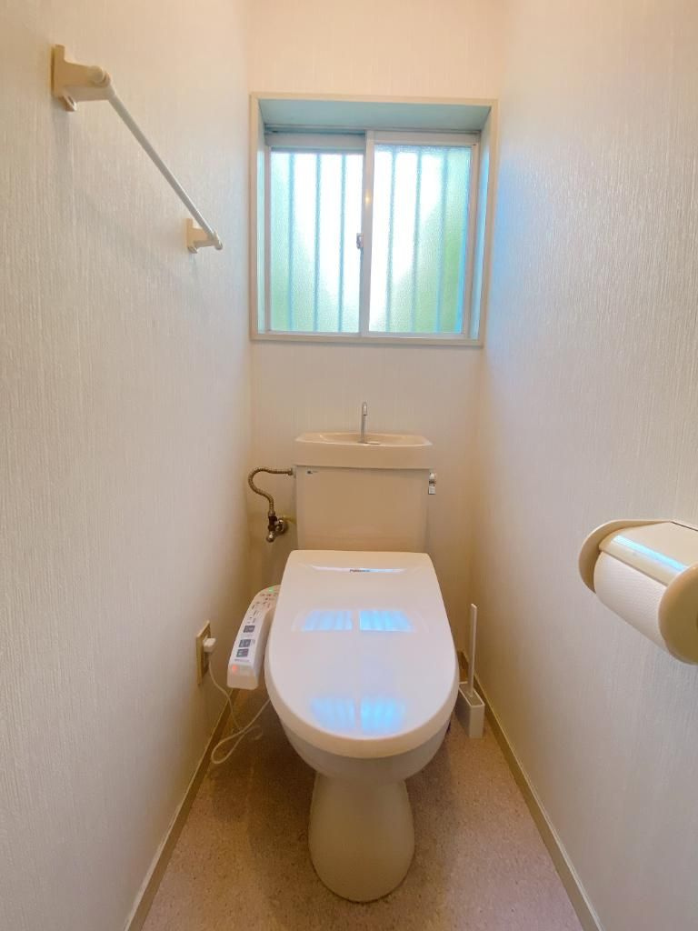 寝屋川市堀溝貸家のトイレ