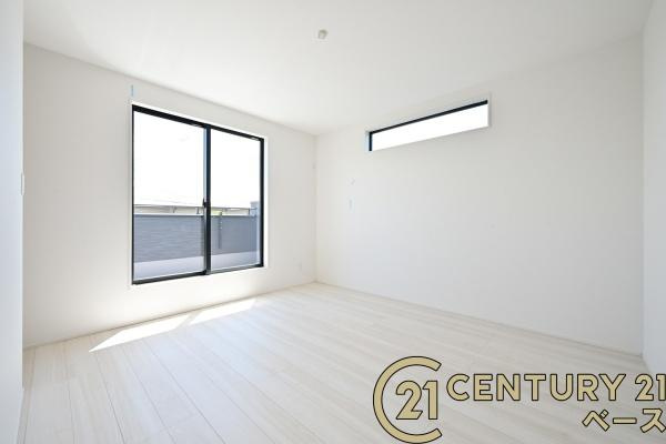 奈良市押熊町の新築一戸建の洋室|■日当たりのよい明るい雰囲気の洋室です！■
