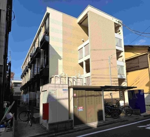 レオパレスシルフィーの外観