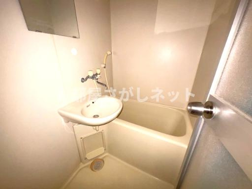 ラフォーレ町屋Ⅱ【おとり物件なし】#学生・社会人にオススメ！初期費用分割払いOK！の浴室