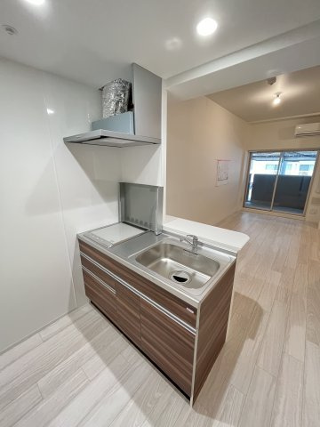 【キッチン】セレニテ江坂ミラク