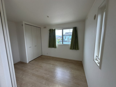 【洋室】 | 志比田町 2,170万円