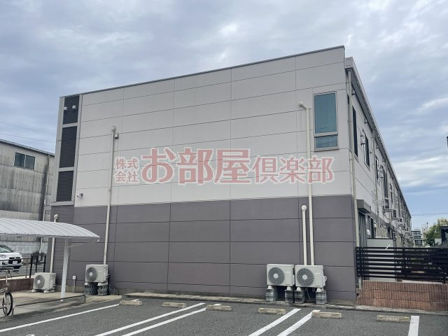 ラフィーネAの駐車場|駐車場があるので、車を買う予定の方も安心です