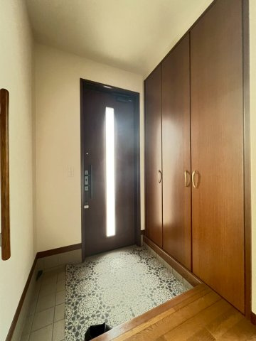 花林苑戸建の玄関