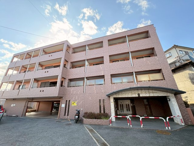 シティパレス富雄北の外観