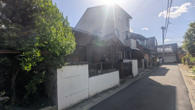 土地　南頬町１丁目の前面道路含む現地写真