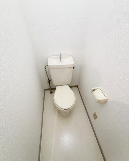 横浜市都筑区東山田町の賃貸マンションのトイレ
