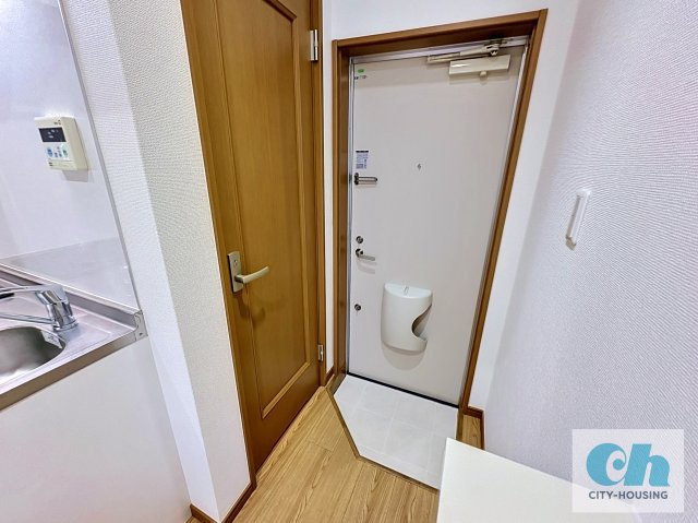 コンフォート山王 102号室の玄関