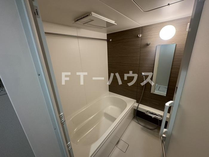 レジデンスヒルトップX XI　XIの浴室