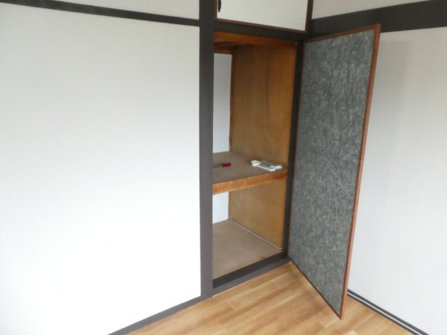 逆瀬ビラの収納