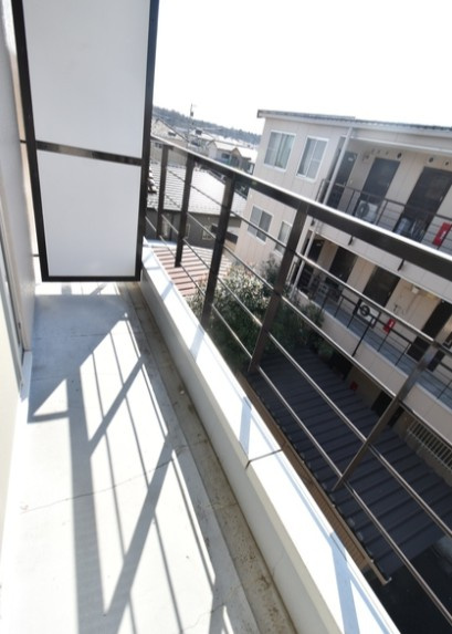 相模原市南区大野台４丁目の賃貸マンションのバルコニー