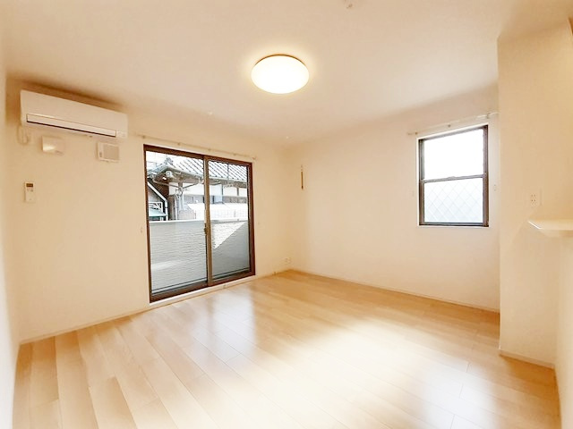 藤沢市羽鳥４丁目のアパートの居間・リビング|使いやすいリビングになります♪