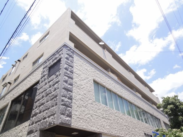 神戸市中央区山本通２丁目の賃貸マンションの外観