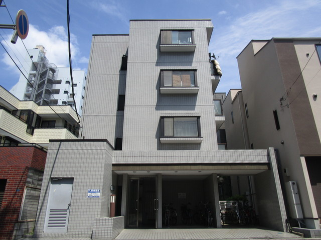 オークコーポラスの外観