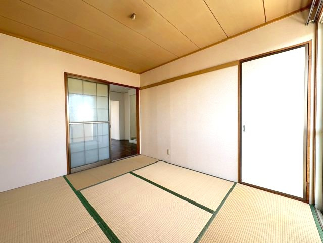 グリーンヒル小金台D棟の和室