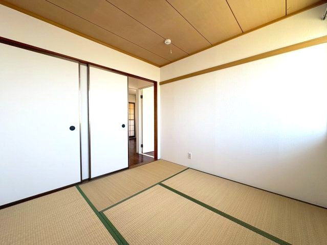 グリーンヒル小金台D棟の和室