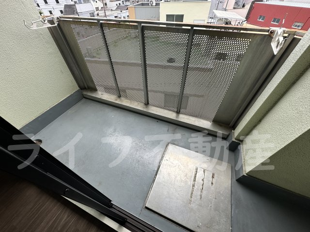 メゾンサンパティークのバルコニー|広々としたバルコニーです