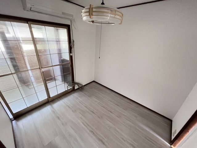 今井荘の洋室