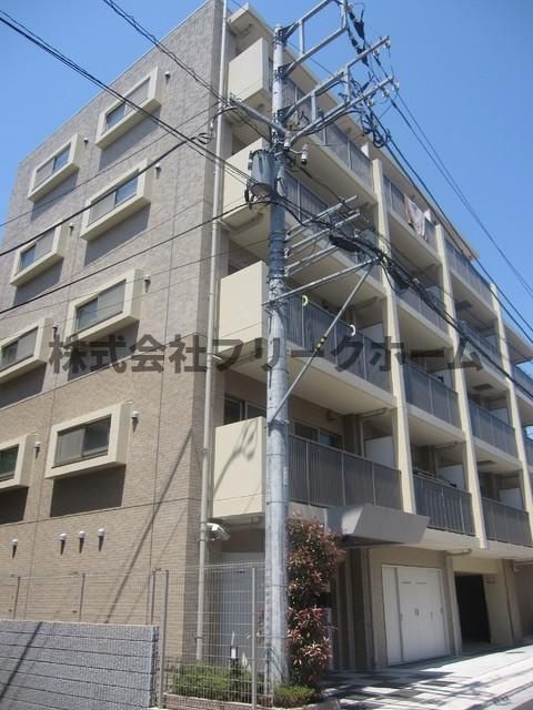 三鷹市下連雀８丁目の賃貸マンションの外観