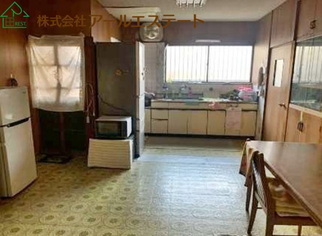 加古川市東神吉町神吉　　　中古戸建の居間・リビング