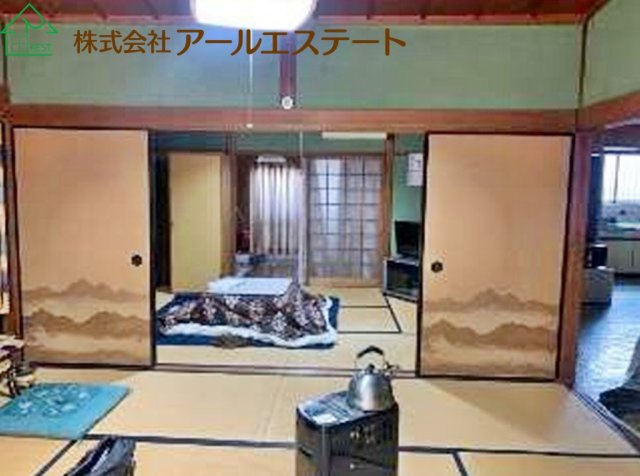 加古川市東神吉町神吉　　　中古戸建の和室