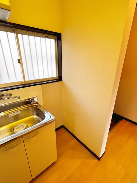 相模原市緑区相原５丁目のアパートのキッチン
