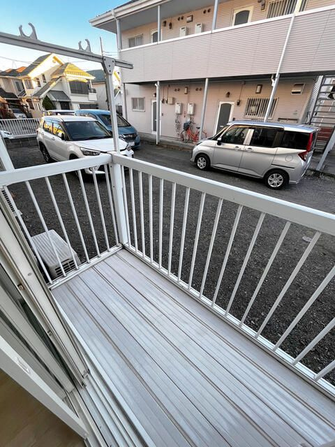 相模原市緑区相原５丁目のアパートのバルコニー