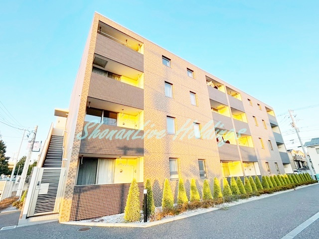 藤沢市並木台１丁目の賃貸マンションの外観