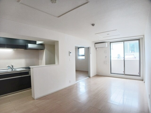 藤沢市並木台１丁目の賃貸マンションの居間・リビング|使いやすいリビングになります♪