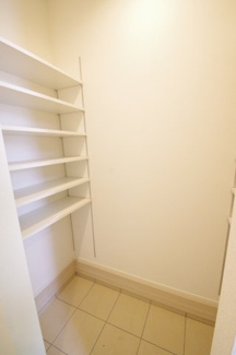 【収納】 | 【仲介手数料無料！！】町田市真光寺1丁目　新築戸建て（全2棟）2号棟　4490万円 | SIC