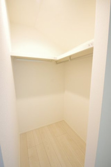 【収納】 | 【仲介手数料無料！！】町田市真光寺1丁目　新築戸建て（全2棟）2号棟　4490万円 | WIC