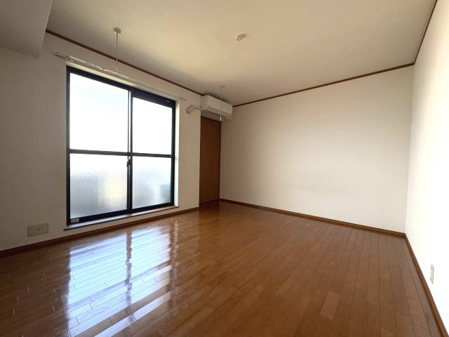 コンフォート宮本町の居間・リビング