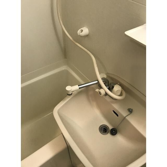 アーバングレイスの洗面所