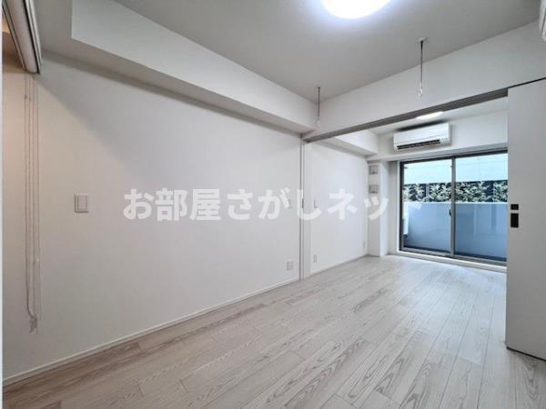 Ｂｒｉｌｌｉａ　ｉｓｔ　渋谷本町【高級賃貸・ブランドマンション】の居間・リビング