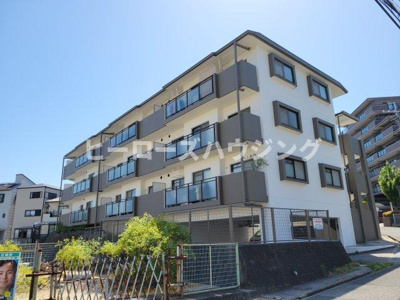 【外観】 | メゾングリーンヒル | 令和6年3月
外壁リニューアル工事済み！