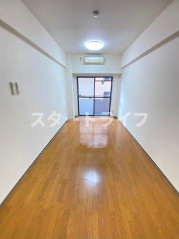 大阪市淀川区西中島６丁目の賃貸マンションの収納