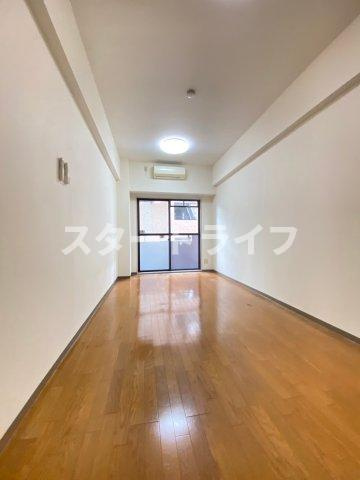 大阪市淀川区西中島６丁目の賃貸マンションの寝室