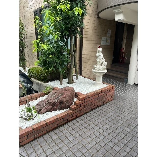 ハイム北夙川Ⅱのエントランス