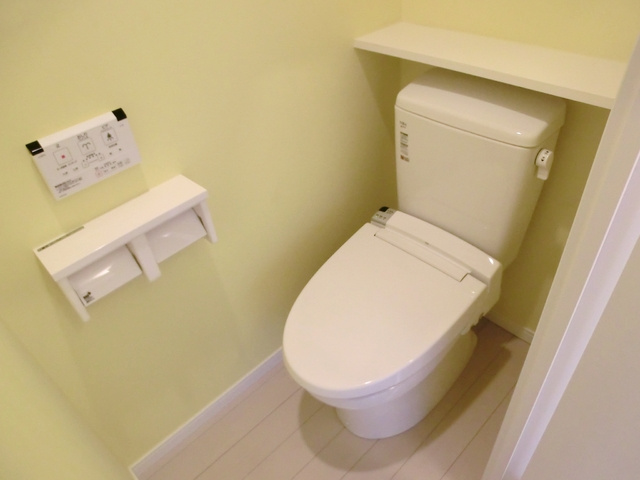 コスモポリタン新小岩のトイレ|温水洗浄便座のトイレです☆