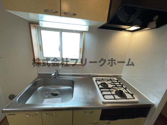 武蔵野市西久保３丁目のアパートのキッチン