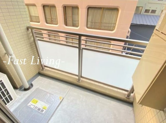 千代田区神田和泉町の賃貸マンションのバルコニー