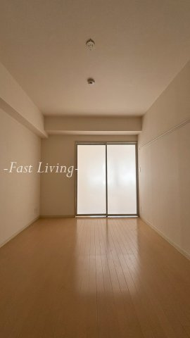 瑞穂フラッツの洋室
