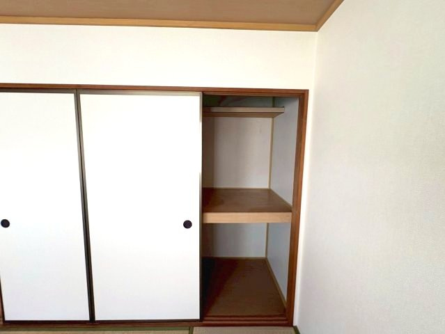 グリーンヒル小金台B棟の収納