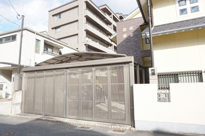 【駐車場】 | 伊福町S邸